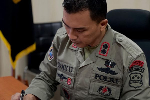 kebiadaban kkb di yahukimo bunuh 2 warga pendatang 72427