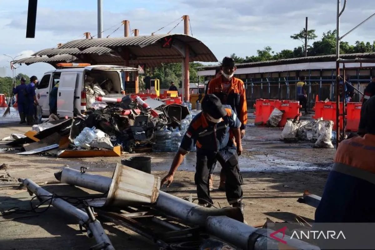 kecelakaan di gerbang tol ciawi menko ahy imbau semua pihak taati aturan berlaku 83794