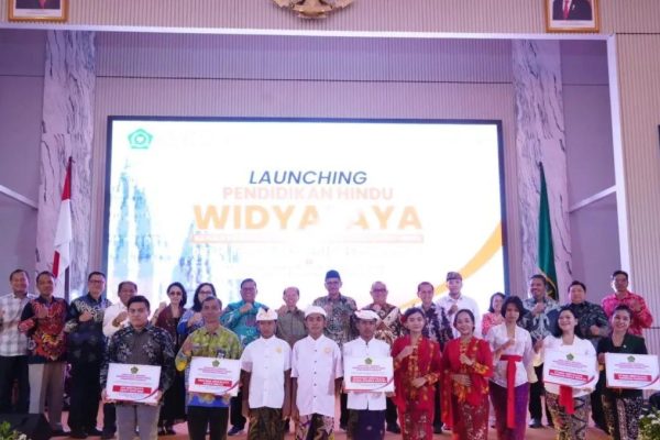 kemenag ri resmikan pendidikan widyalaya untuk umat hindu 71384