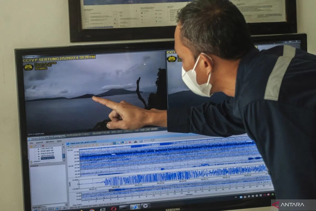 kementerian esdm modernisasi 12 sistem pemantauan gunung api 69023