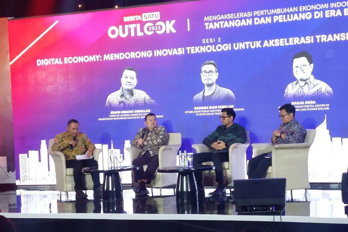 kemkomdigi tegaskan pentingnya pengembangan insfrastruktur untuk tingkatkan transformasi digital 83588