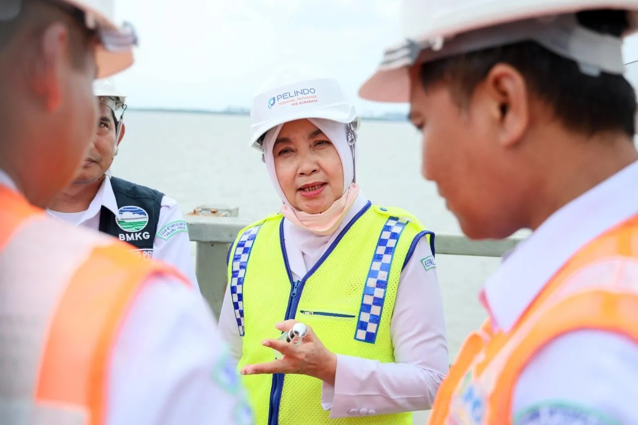 kepala bmkg cek langsung alat pemantau untuk hadapi cuaca ekstrem di wilayah jawa timur 82104
