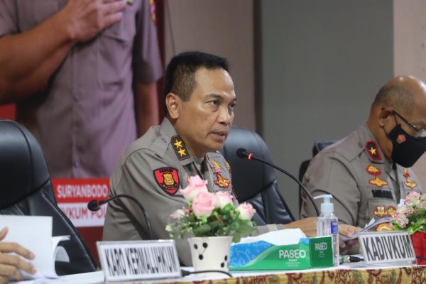kepolisian adakan sosialisasi peacekeepers polri dan ect di polda kalbar 48726