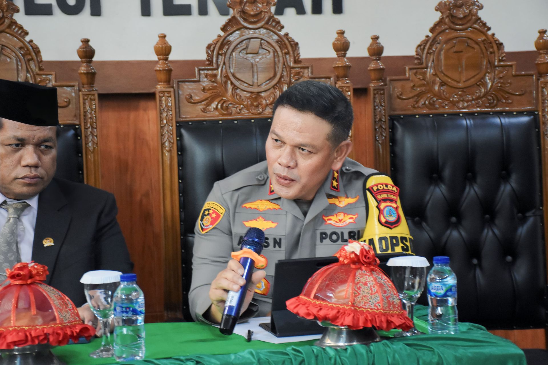 ketua dpd pdip sulteng bantah isu intel ikut rapat internal di palu 66565