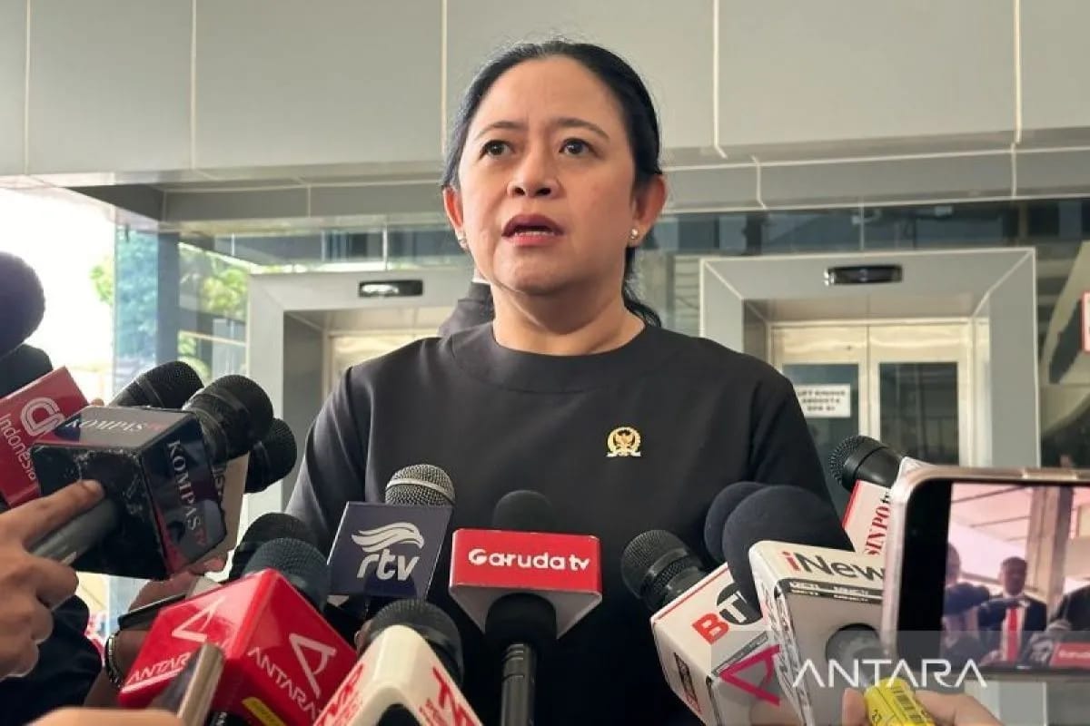 ketua dpr ri peraturan baru ojk untuk pinjol harus lindungi masyarakat 76482