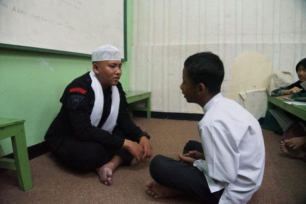 kisah polisi tahfidz al quran konsisten jalankan tugas dan mengajar 84620