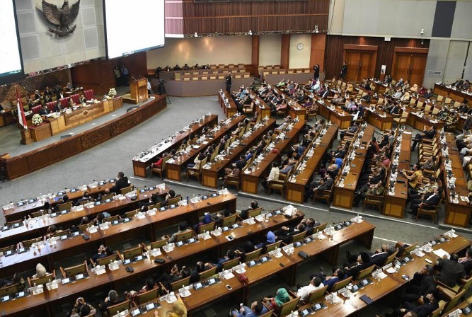 komisi i apresiasi kinerja satgas tppo polri 59817