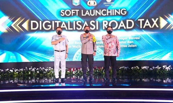 korlantas mulai berlakukan stiker pajak kendaraan berhologram 20321