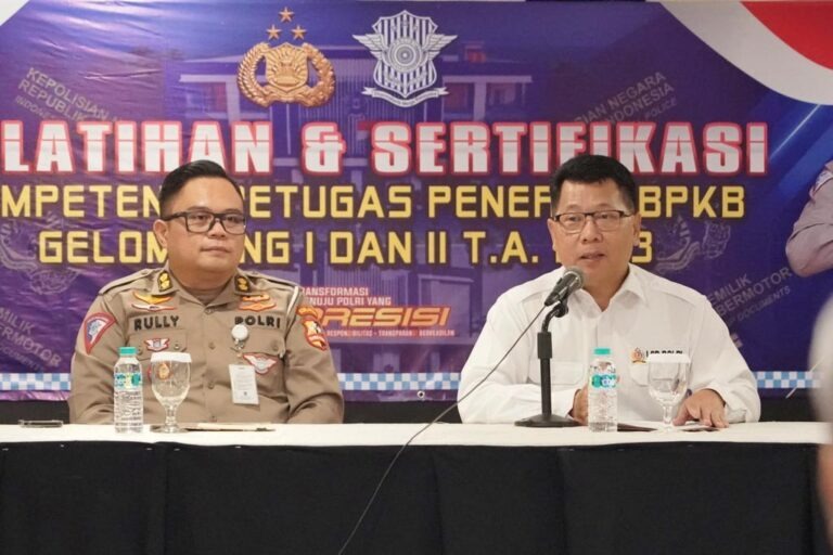 korlantas polri bersama lsp uji sertifikasi kompetensi petugas penerbit bpkb 65983