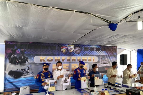 korpolairud baharkam polri berhasil ungkap penyelewengan bbm subsidi di jateng 22948