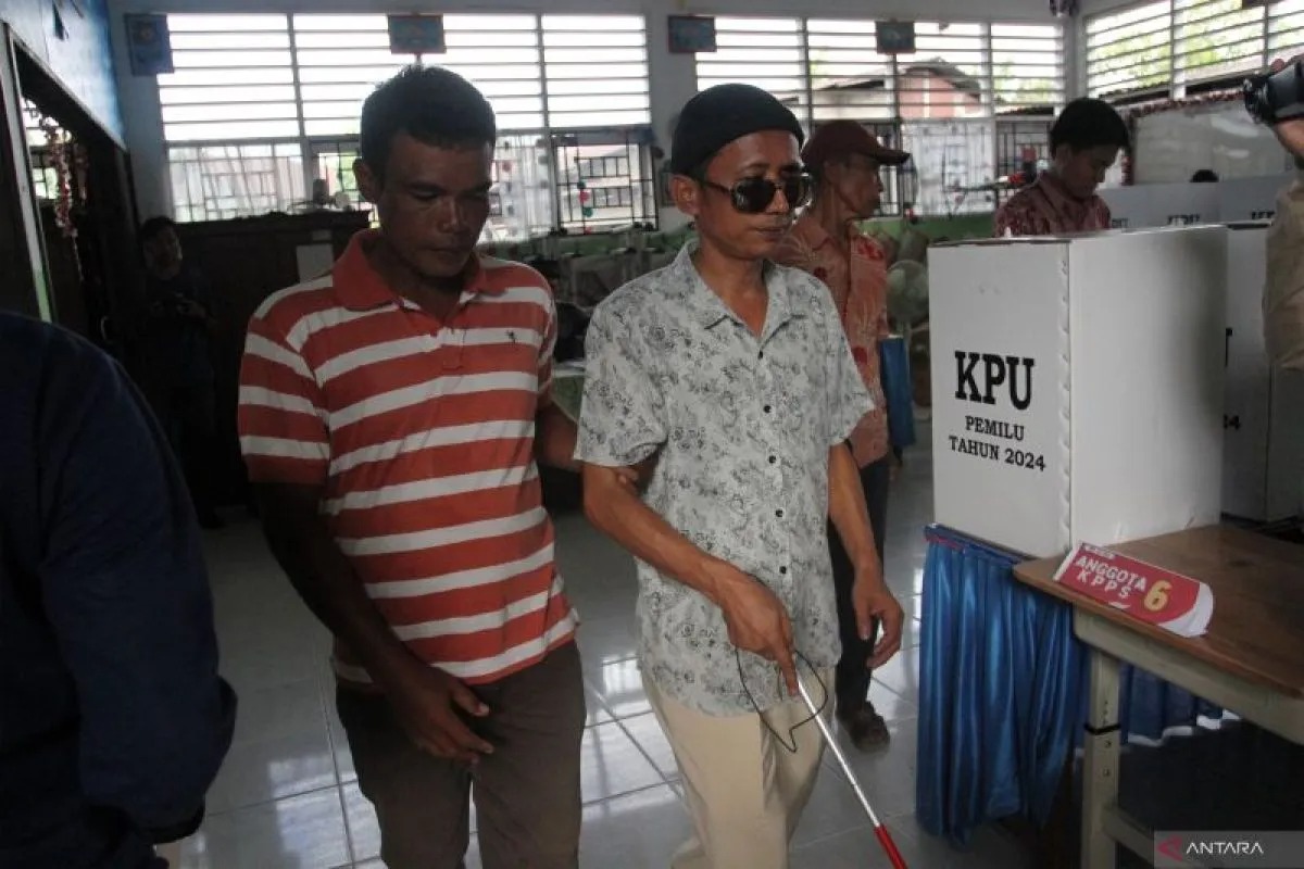 kpu bantah tak sediakan surat suara braile untuk disabilitas netra 70550