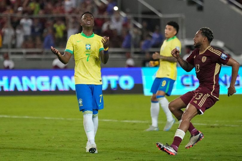 kualifikasi piala dunia 2026 vabezuela tahan imbang brasil 1 1 80937