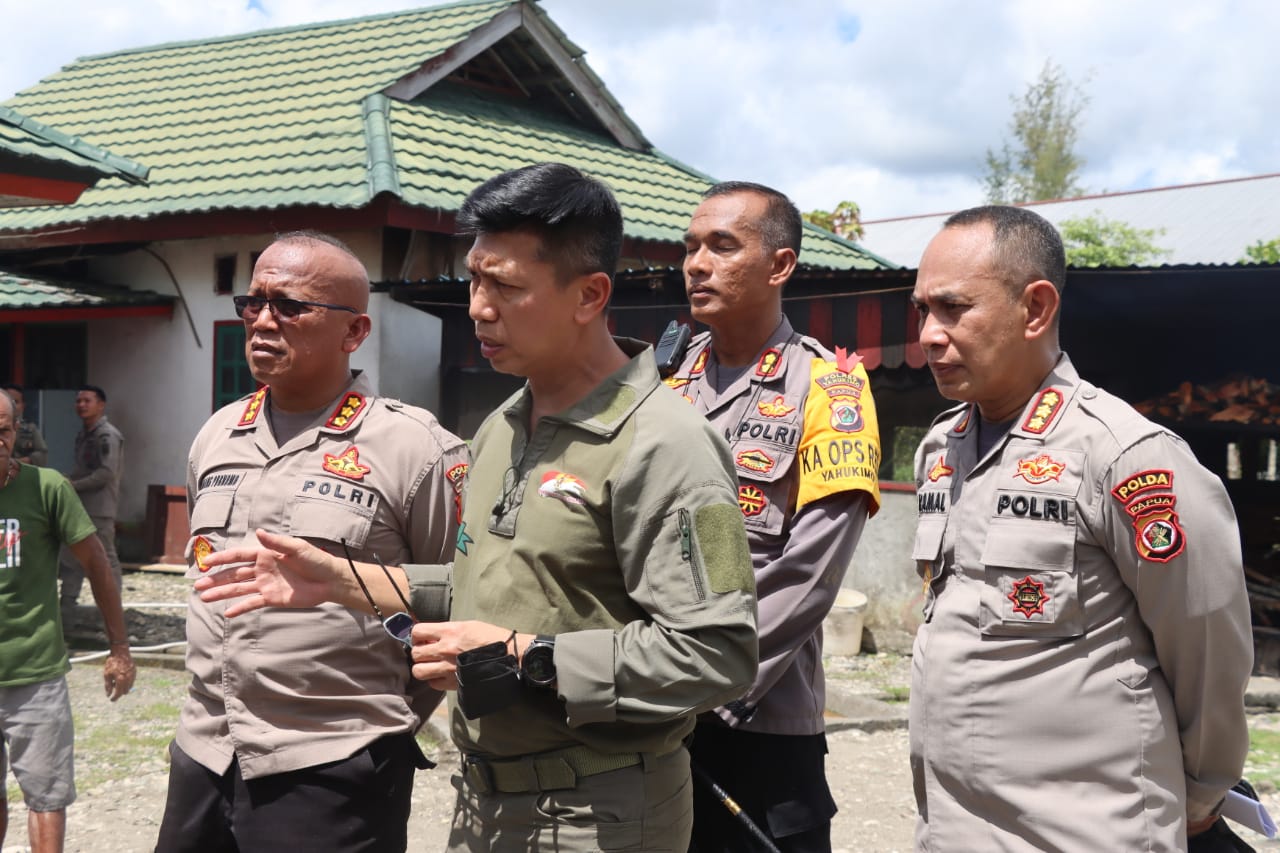 kunjungan kerja ka ops damai cartenz 2022 tinjau langsung program kasuari di yahukimo 46608