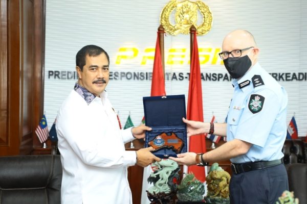 kunjungan kerja ke mabes polri kepolisian australia dan polri bahas kejahatan transnasional 30903