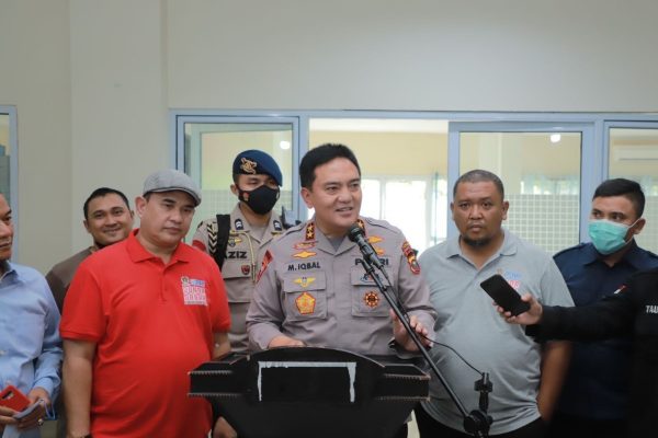 kunjungi pwi riau kapolda saya datang karena wartawan adalah pahlawan saya 22869