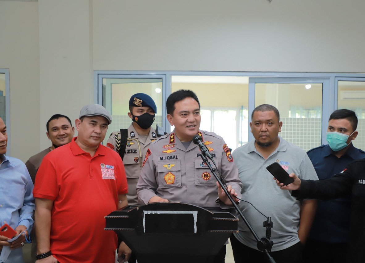 kunjungi pwi riau kapolda saya datang karena wartawan adalah pahlawan saya 22869
