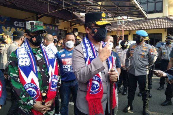 kunjungi vaksinasi merdeka semeru di mapolresta malang kota kapolda ayo rek teko kabeh vaksin 37364