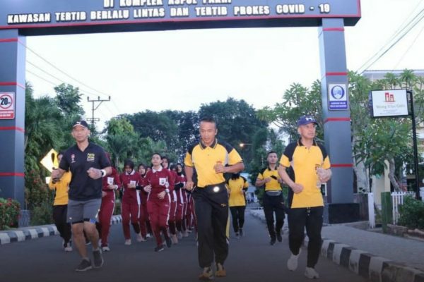 lari ceria 5k polda sumsel ajak masyarakat gemar berolahraga 9810