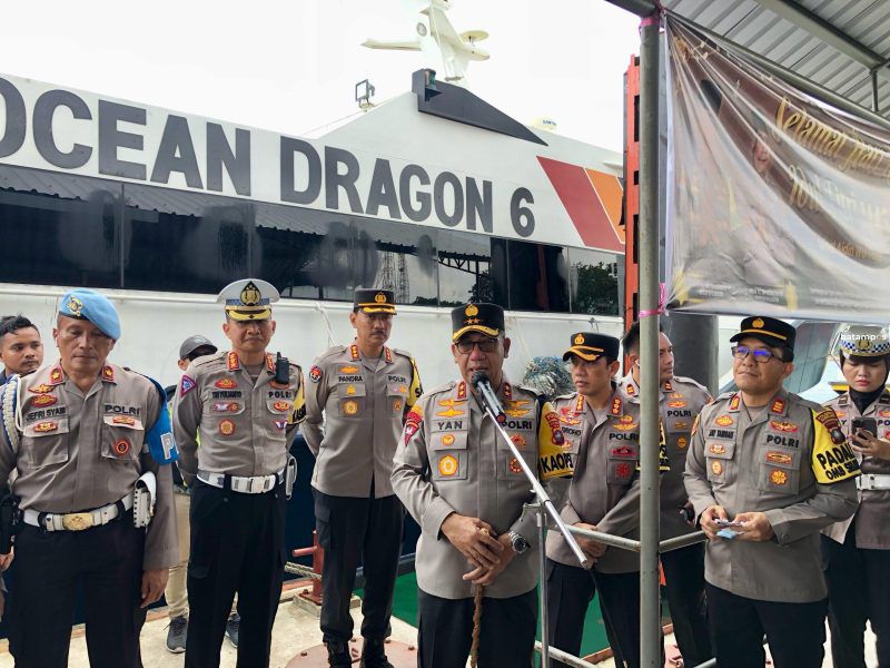 lepas peserta mudik gratis kapolda kepri harap mudik lancar dan selamat sampai tujuan 72282
