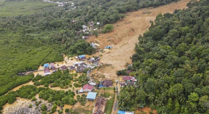 longsor natuna kepala bnpb minta prioritaskan cari warga yang hilang di pulau serasan 55442