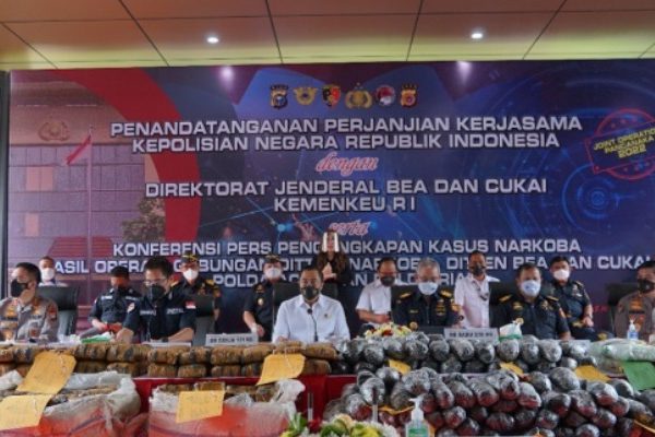 makin erat implementasi perjanjian kerjasama polri bea cukai 46466