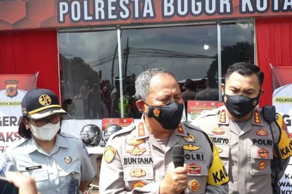 malam pergantian tahun kapolda jabar larang nyalakan kembang api 22606