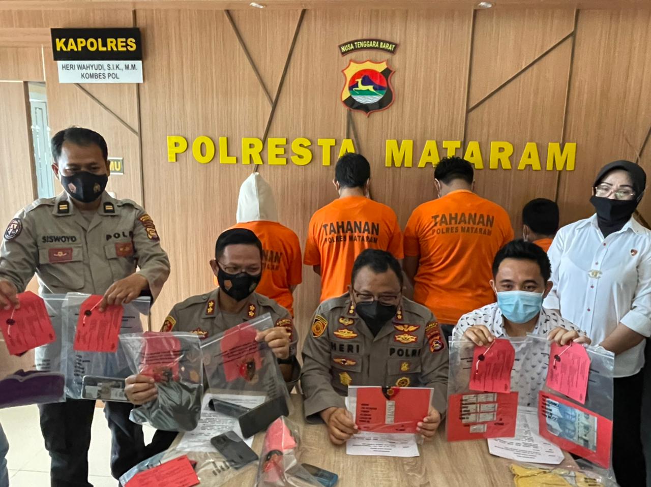 mataram police arrest four suspects of abortion crime 45723