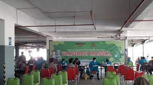 maxone hotel helps accelerating vaccination program and assisted by polda kaltim 44940