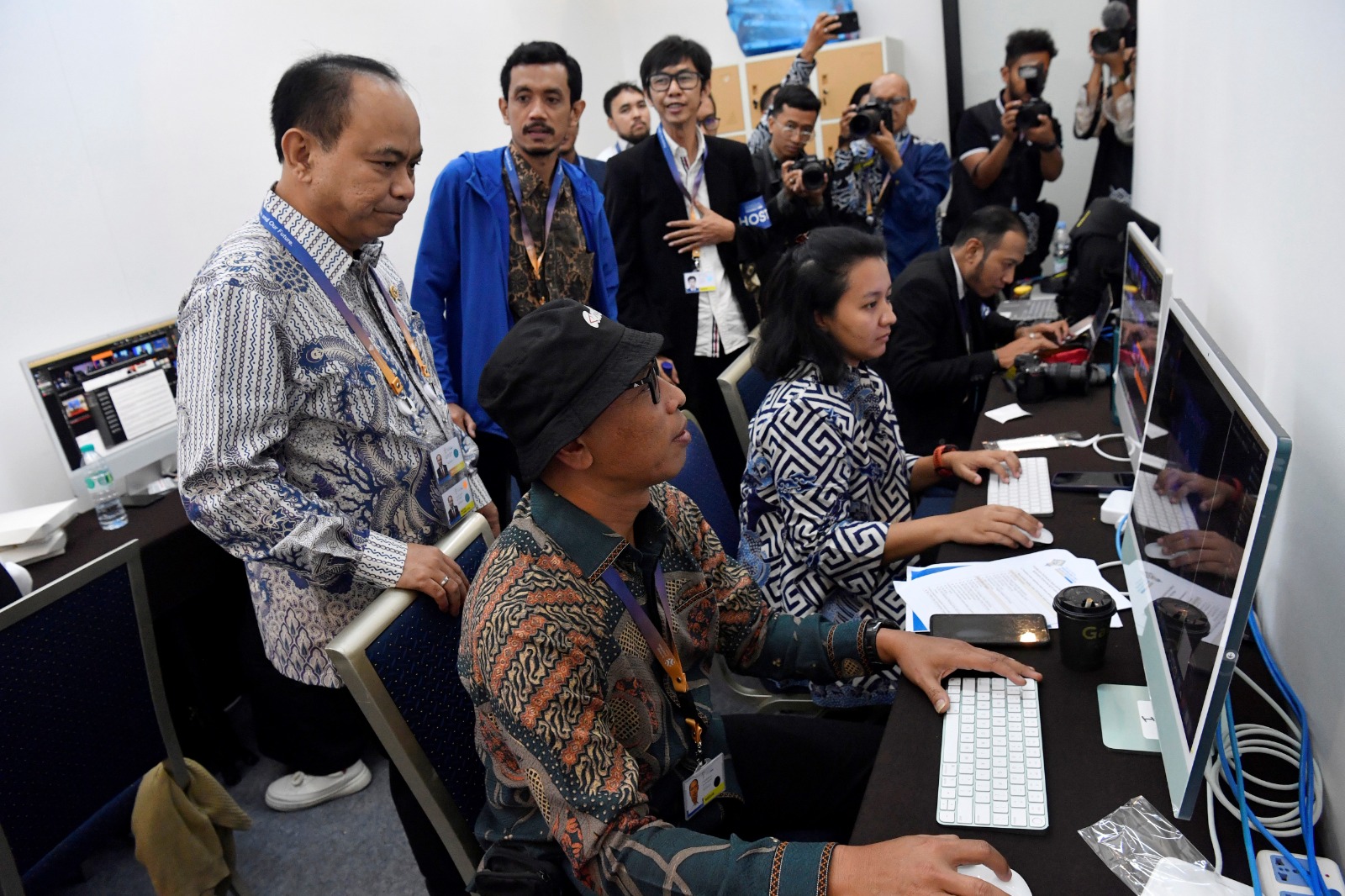 media center ktt ais forum dukung kerja cepat jurnalis peliput 64652