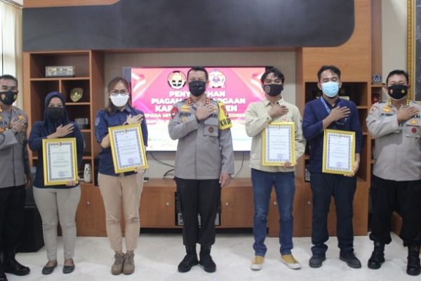 media mitra polri mendapatkan penghargaan dari kapolda banten 31183