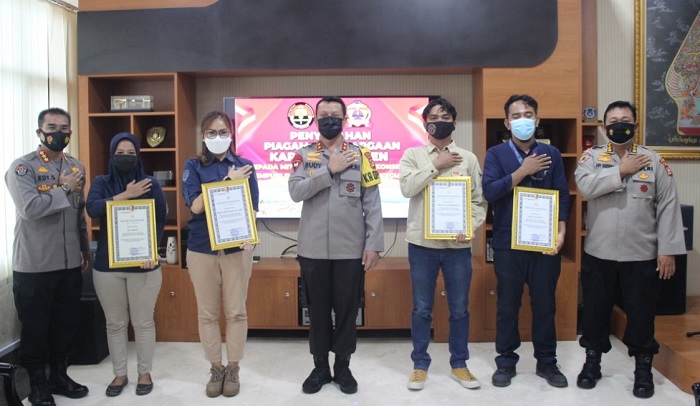 media mitra polri mendapatkan penghargaan dari kapolda banten 31183