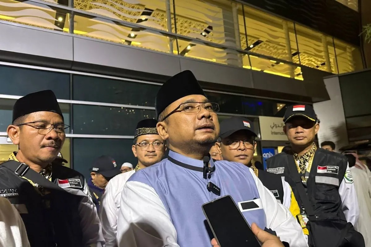 menag yaqut bersyukur keberangkatan jamaah calon haji berjalan lancar 75102