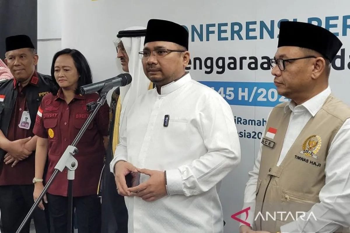 menag yaqut minta jajaran persiapkan berbagai layanan untuk jamaah haji secara detail 73905