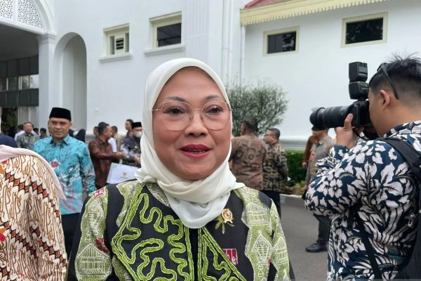 menaker ida tegaskan thr maksimal harus dibayar h 7 idulfitri 71329