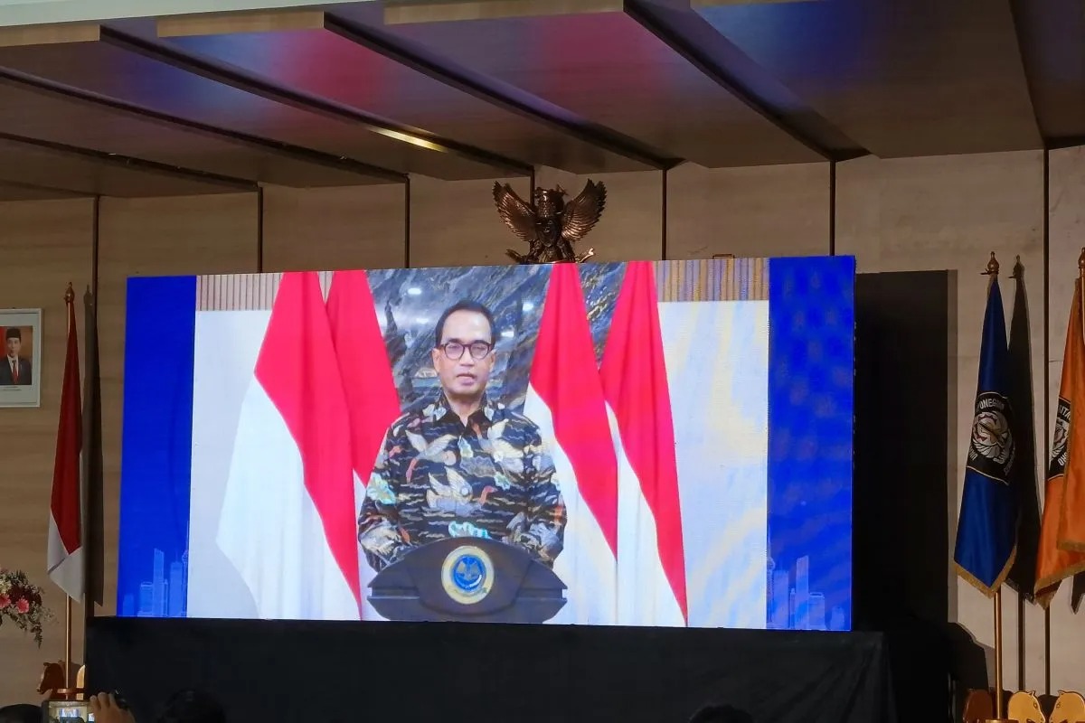 menhub dorong pemda sediakan angkutan massal perkotaan 79770