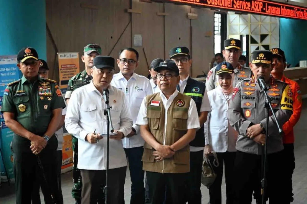 menhub pastikan kelancaran transportasi akhir tahun lewat kolaborasi lintas sektor 82340
