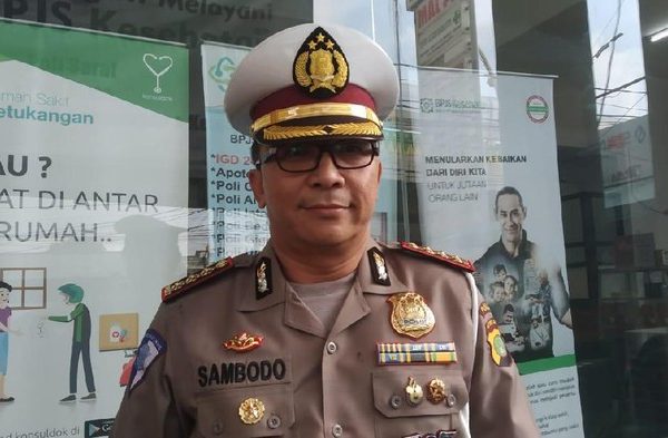 menjaga physical distancing direktur lalu lintas polda metro jaya ganjil genap belum berlaku 19869