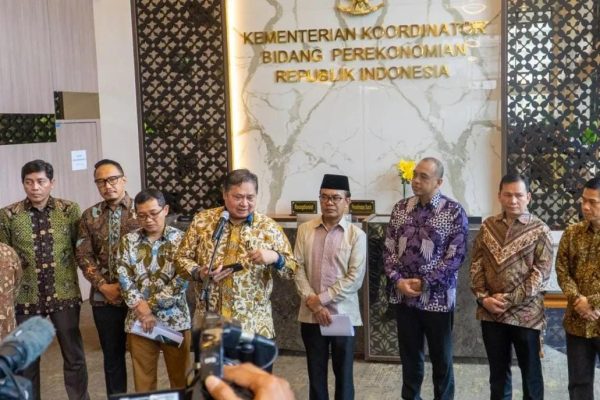 menko airlangga pemerintah berupaya jaga iklim investasi akibat konflik iran israel 72741