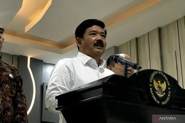 menko hadi tugas satgas pemberantasan judi online tak sebatas di penegakan hukum 73020