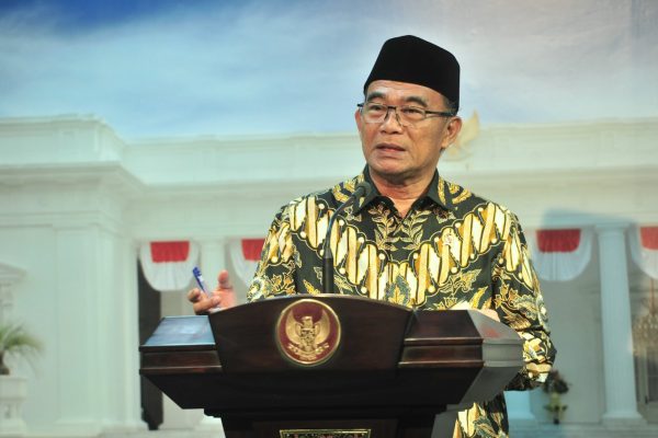 menko pmk kembali imbau masyarakat tak kendarai motor untuk mudik lebaran 71556
