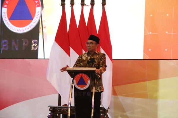 menko pmk minta pemda dan masyarakat kenali tipologi bencana di daerahnya 73073
