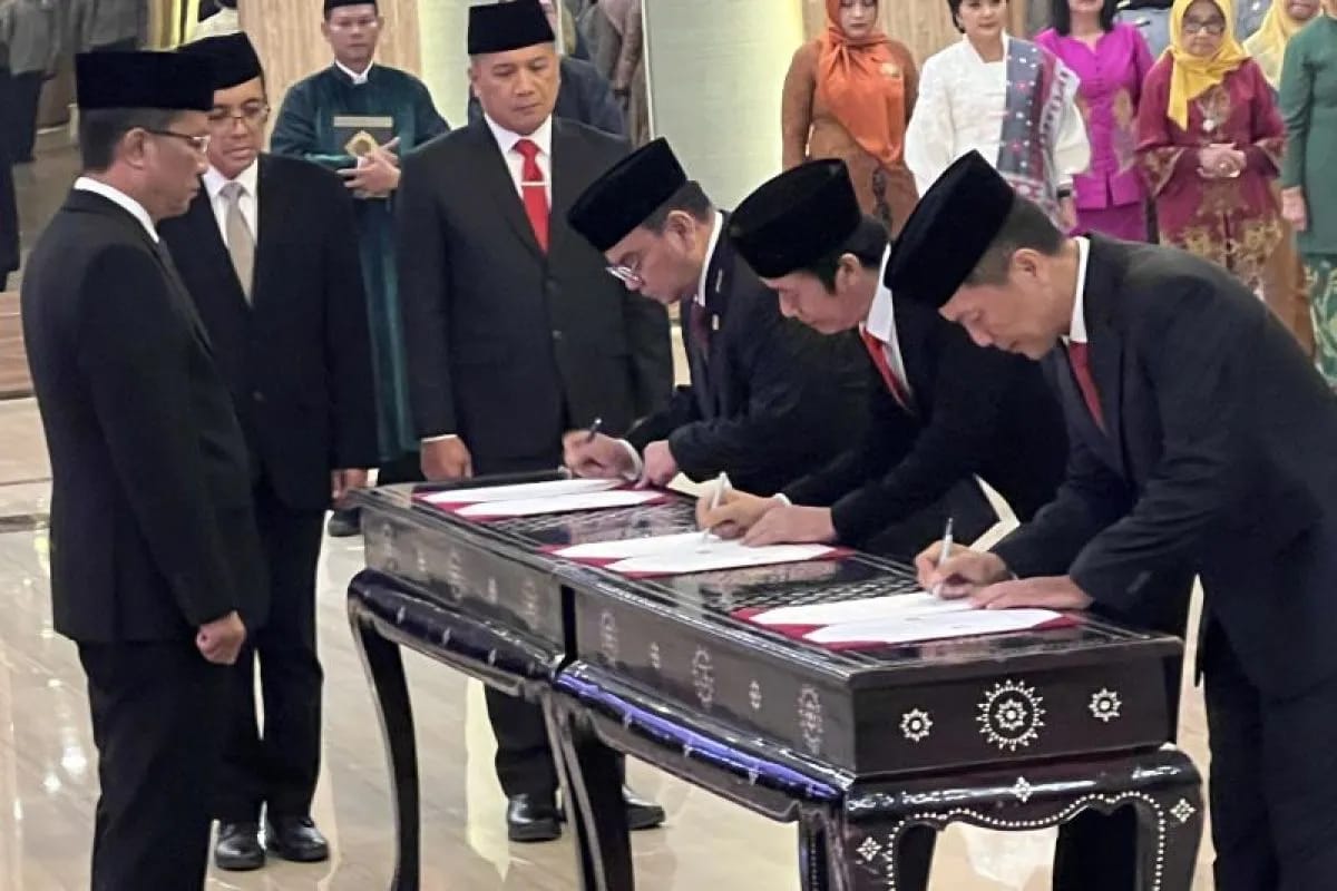 menkumham lantik irjen pol nico afinta menjadi sekjen kumham 79204
