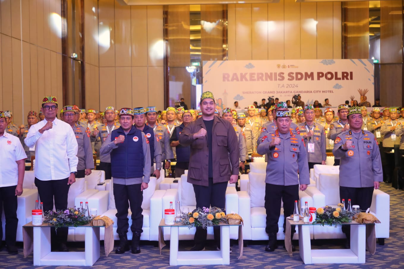menpora dito apresiasi kontribusi dan perhatian polri atas dukungan terhadap perkembangan olahraga indonesia 74544