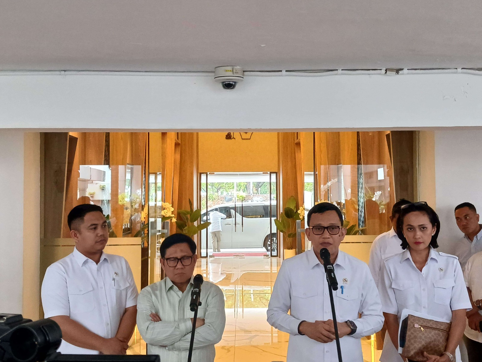 menteri abdul kadir karding sebut akan melindungi pmi dari hulu ke hilir 80616
