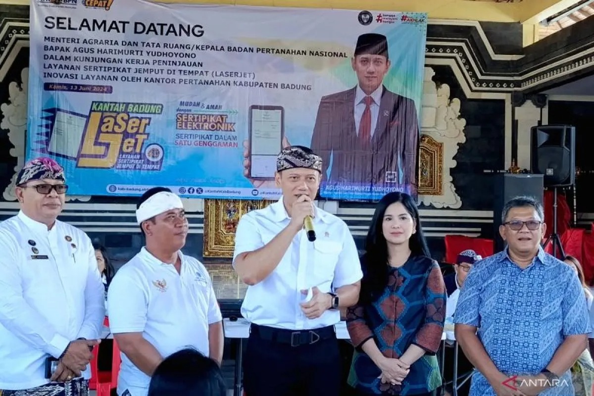 menteri agraria dan tata ruang ingin masyarakat ikut sosialisasi manfaat sertifikat elektronik 75247
