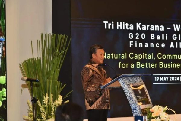 menteri esdm tegaskan komitmen indonesia dalam mencapai nol emosi karbon 74181
