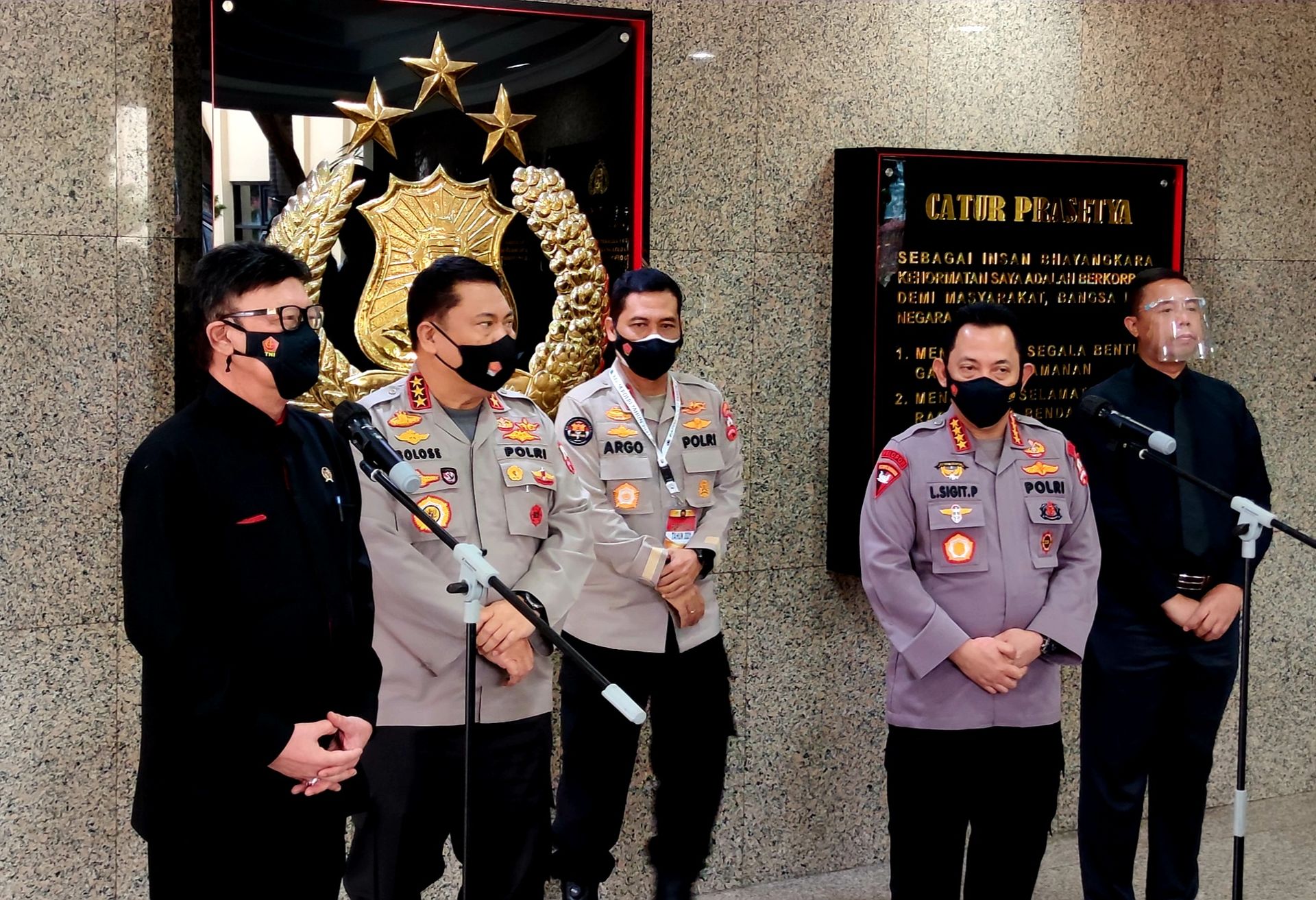 menteri pan rb tjahjo kumolo pelayanan prima polri salah satu kunci keberhasilan penanganan covid 19 30567