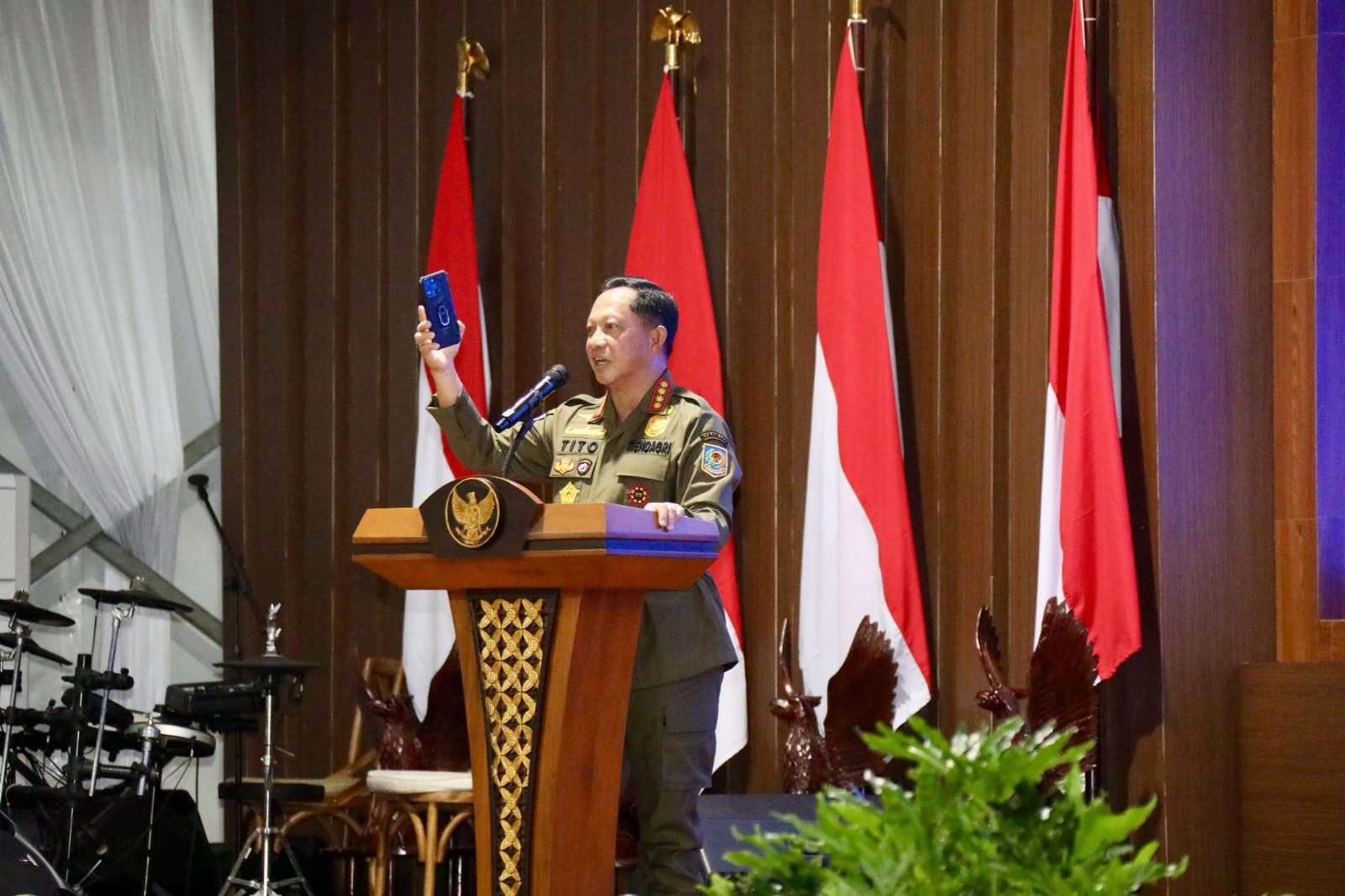 menteri tito karnavian minta kepala daerah tingkatkan pendapatan daerah 84543