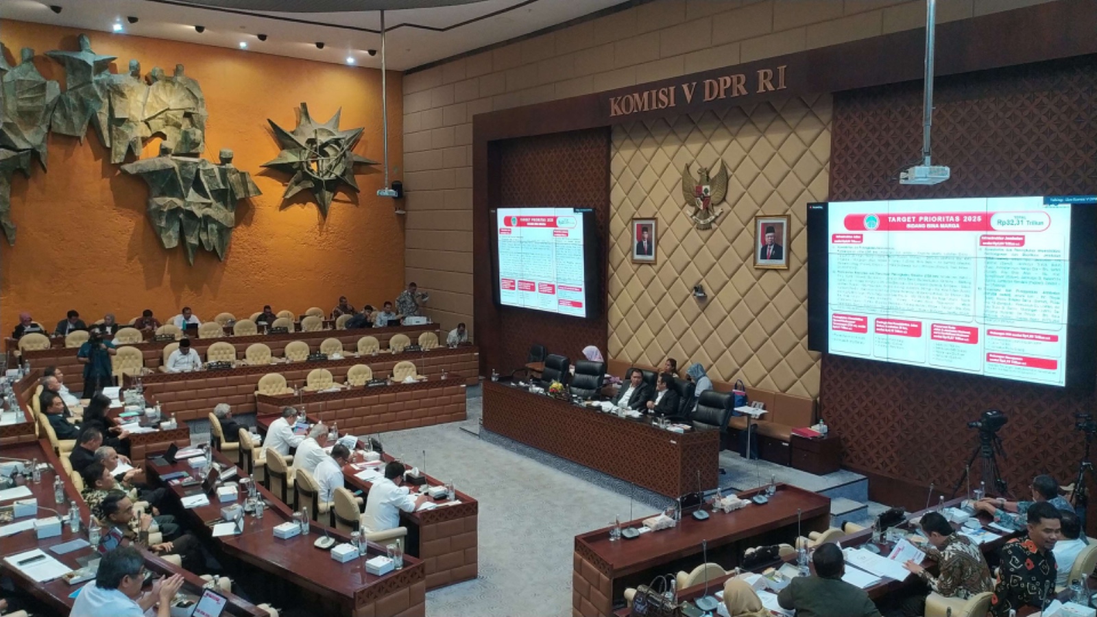 menunjang kegiatan pemerintahan menhub sebut bandara ikn sudah beroperasi 78631