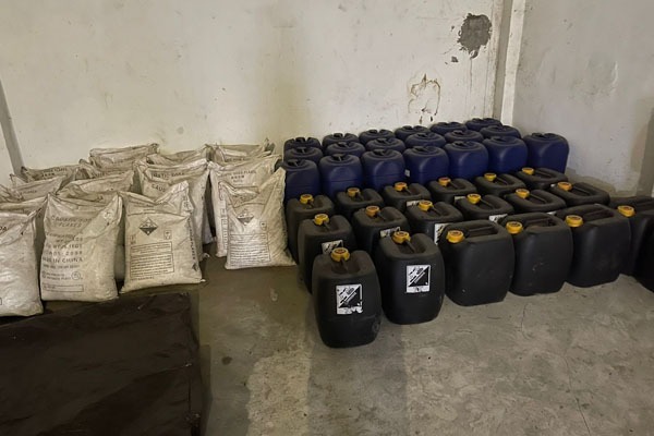 north sulawesi police discovered a number of hazardous illegal chemicals 44742